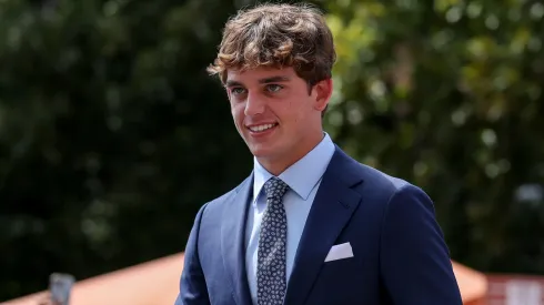 Arch Manning #16 of the Texas Longhorns.