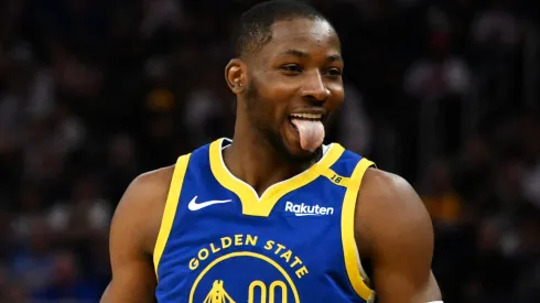 Jonathan Kuminga #00 of the Golden State Warriors celebrates a three-point.