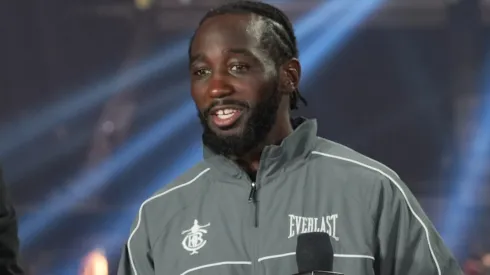 Terence Crawford celebrates after defeating Canelo Alvarez.