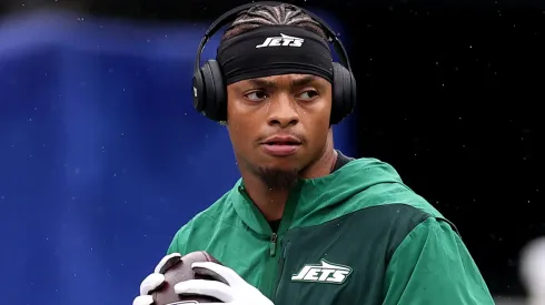 Justin Fields #7 of the New York Jets.