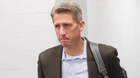 Head coach Kris Knoblauch of the Oilers arrives for the game against the Islanders.