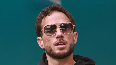 Mike McDaniel before a Dolphins game.