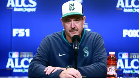 Manager Dan Wilson #6 of the Seattle Mariners is interviewed before game.