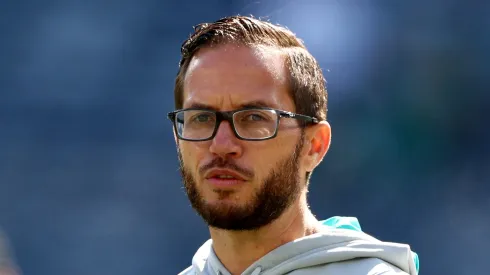 What happens if the Dolphins lose or win against the Jets today?