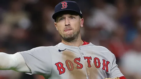 Red Sox reportedly ready for bold decision on Alex Bregman with lucrative offer