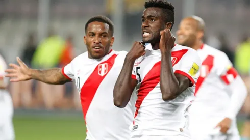 El defensor se consagró campeón con Emelec en Ecuador.