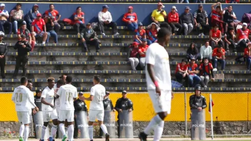 Ordóñez salió enojado cuando el partido no había terminado. Liga perdió y preocupa.
