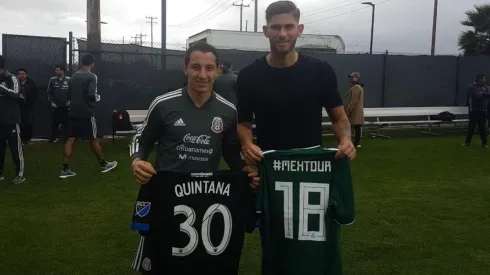 Intercambio de camisetas entre México y San José Earthquakes