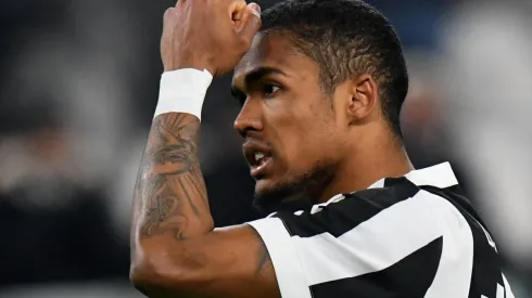 ARRIBA LA JUVENTUS. Douglas Costa adelantó a Juventus sobre Inter (Foto: Getty).
