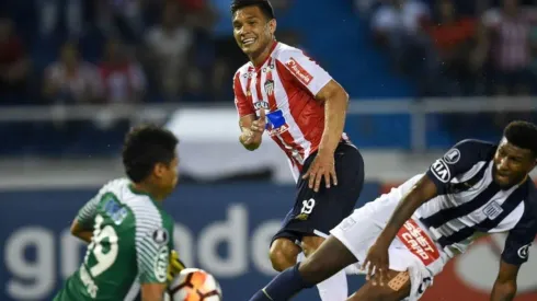 PUDO TERMINAR EN GOL. Teófilo Gutiérrez estuvo cerca de marcarle a Boca por la Copa Libertadores.
