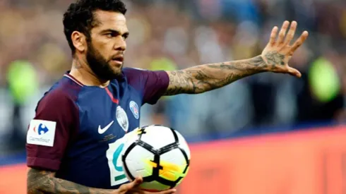 En Brasil son pesimistas respecto a la Lesión de Dani Alves