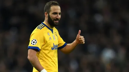 PUEDE PASAR, PIPA. Higuaín fue el mejor de la temporada en Juventus...¡y también el más despistado!
