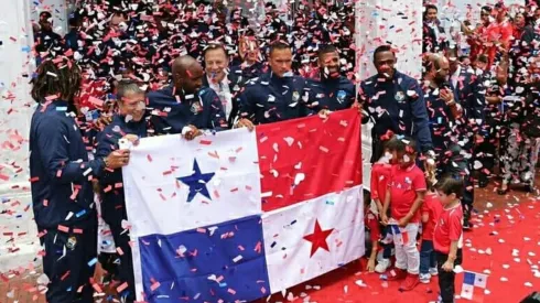 La selección panameña fue homenajeada antes de partir a su primera Copa del Mundo
