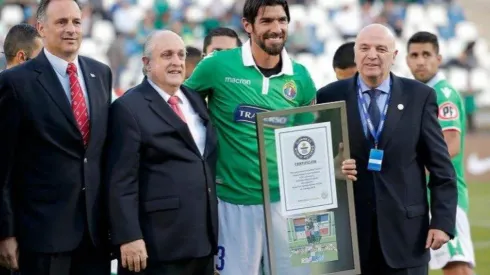 Ya suman 27 los clubes en la carrera del Loco Abreu