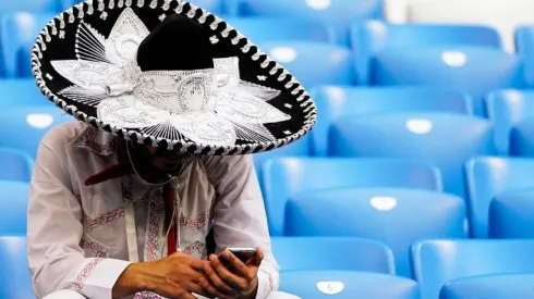 Aficionados mexicanos confiaron en ver a México en su quinto partido, pero verán Brasil vs Bélgica
