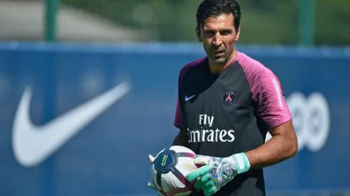 NUEVO CAMINO. Gianluigi Buffon durante sus primeros días en el Paris Saint-Germain.
