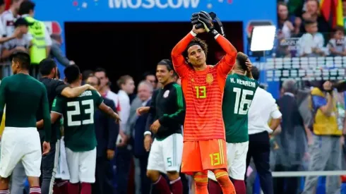 Guillermo Ochoa dejó entrever su futuro en el Standard Lieja.
