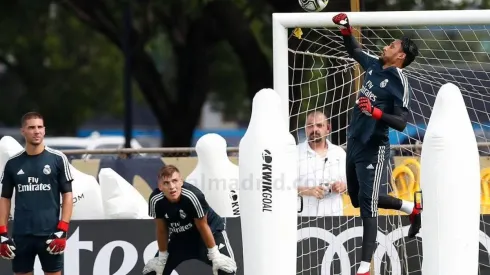 Keylor Navas ya se entrenó junto a sus compañeros del Madrid en Miami
