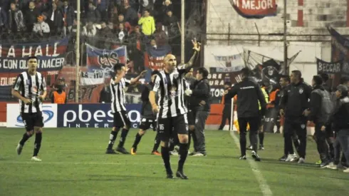 Ramírez celebra la segunda conquista de Central Córdoba.
