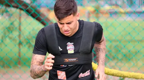 El exjugador de Sporting Cristal ya se entrena en Monterrey.
