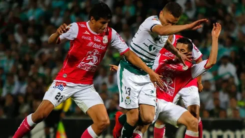 Santos Laguna vs León.
