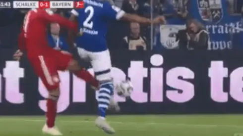 ¡Qué dolor! James pegó una volea sin querer y McKennie se fue lesionado