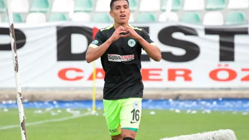 El Caballito marcó su primer gol con la camiseta turca.
