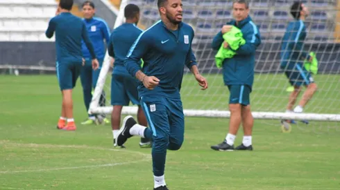 El experimentado atacante confesó que en el futuro regresará a los Íntimos.