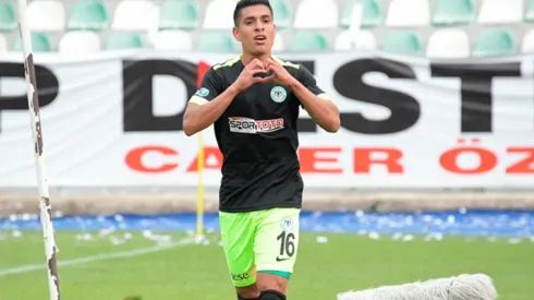 El exjugador de Alianza Lima podría dejar el conjunto turco en el próximo mercado.