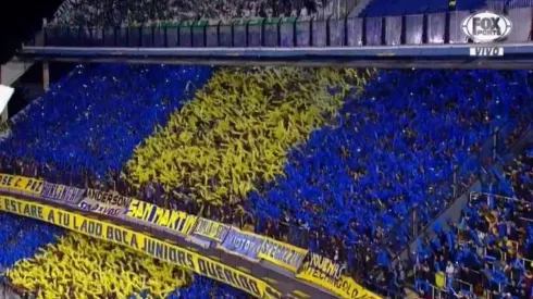 Una locura: Boca salió a la cancha y explotó La Bombonera