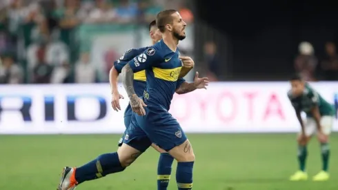 Sos un enfermo, Benedetto: se acomodó y volvió a vacunar a Palmeiras