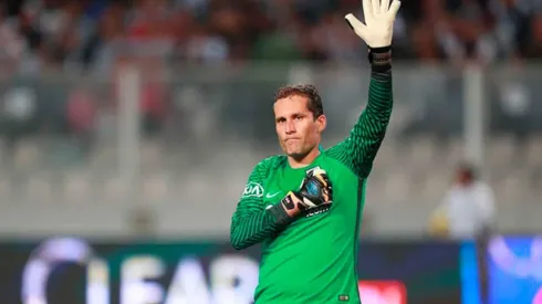 Leao no dudó en saludar a su excompañero de Selección.