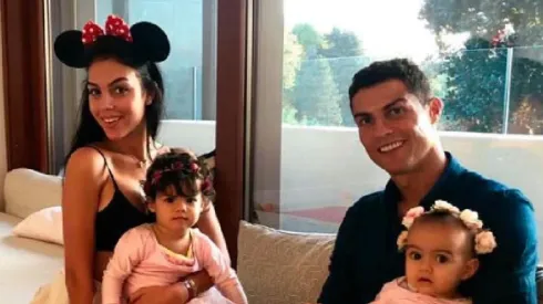 Cristiano Ronaldo junto a Georgina.
