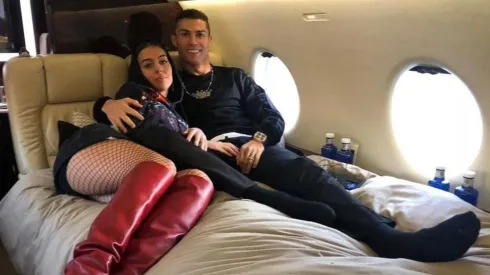 Foto de Cristiano Ronaldo con su mujer.
