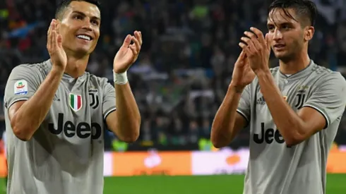 Bentancur subió una foto del vestuario de Juventus, pero todos quedaron locos con el sombrero de Cristiano