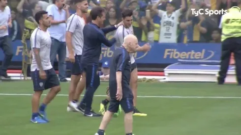 Ya está afuera: la pose de Pavón mientras todo Boca entrenaba