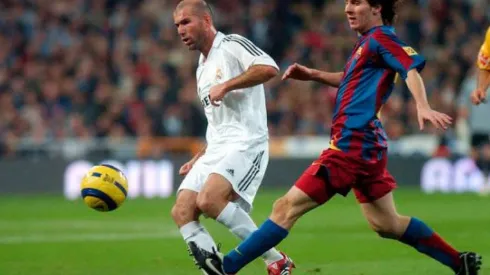 Zidane y Messi en el único partido en el que se enfrentaron.
