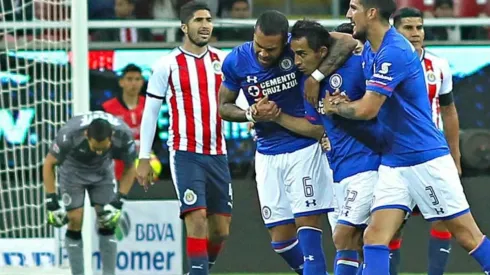 Cruz Azul va por una de las figuras de Chivas para 2019