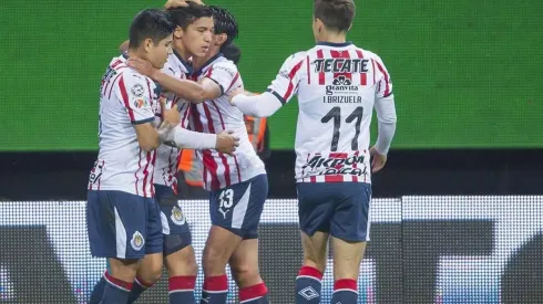 Luego de Villalpando, Chivas acelera por otros tres refuerzos