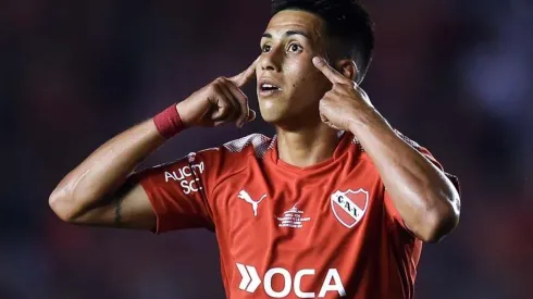 Emoción pura: Meza se despidió de Independiente con una carta