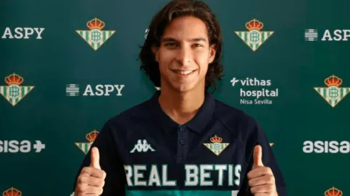 Diego Lainez fue presentado de manera oficial en el Betis: "Es un gran club"