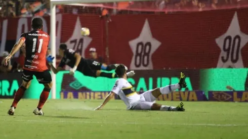 Bombazo de Maxi y 1 a 0 para Newell's. (Foto: Prensa Newell's)
