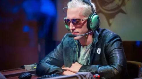 Bertrand Grospellier se atreve con el Hearthstone.