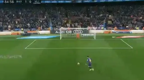 Penal fallado por Lionel Messi.
