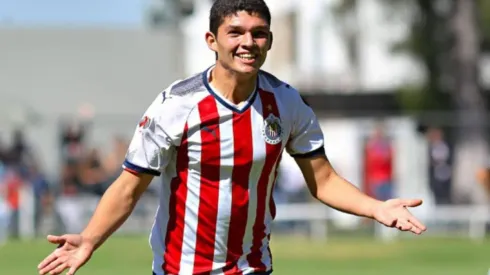 Lo llamaron "gordito" y ahora es la gran promesa de Chivas