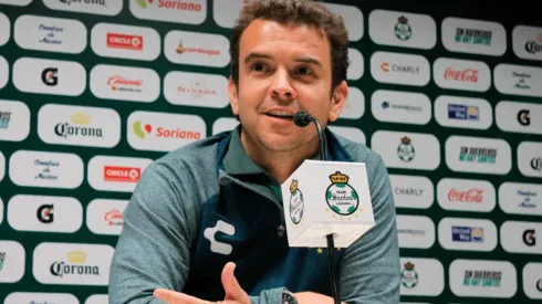 Santos Laguna hace público el perfil de entrenador que buscan para reemplazar a Chava Reyes