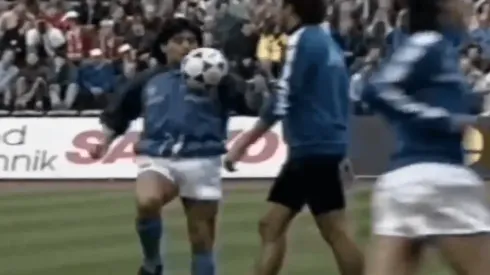 Foto de Diego Maradona, jugador de Napoli.
