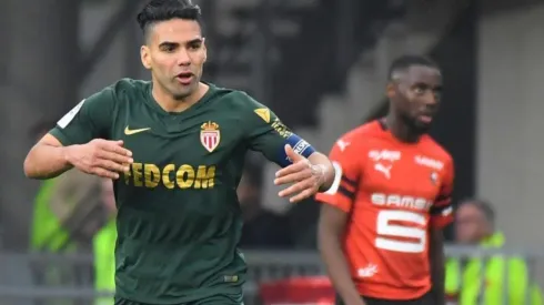 Punto de oro: apareció el héroe Falcao, anotó un doblete y levantó un 0-2 para el Mónaco ante Rennes