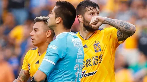 Tigres se repuso de la caída en la Final con un triunfo ante Chivas