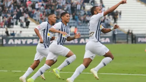 Alianza Lima le respondió a Cristal por el gesto en su estadio